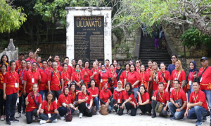 tour-group-uluwatu-bali